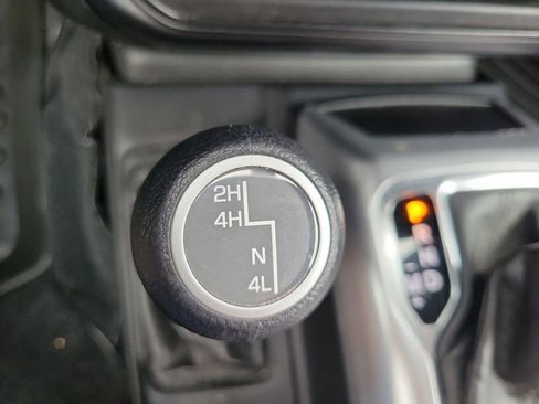 Used 2020 Jeep Wrangler Sport AWD/4WD image 13