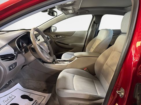 Used 2016 Chevrolet Malibu LT FWD image 12