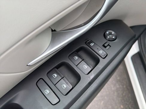 Used 2023 Hyundai Tucson SEL FWD image 32