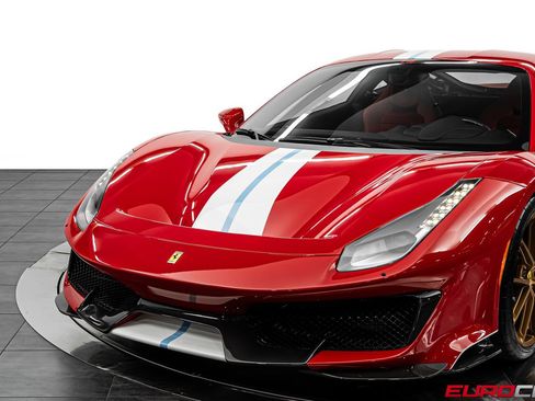Used 2020 Ferrari 488 Pista Coupe RWD image 16