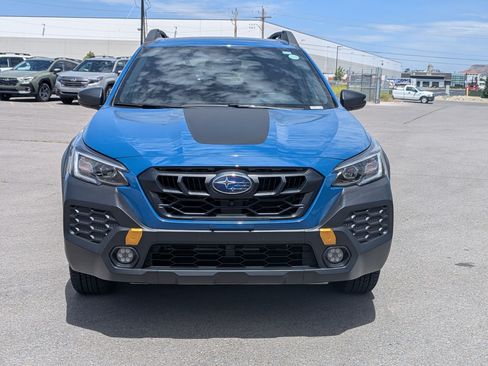 Used 2025 Subaru Outback Wilderness AWD/4WD image 9