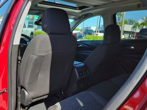 Used 2023 Chevrolet Equinox LT FWD image 15