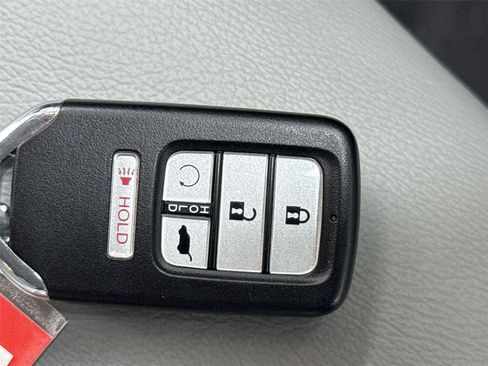 Used 2022 Honda Pilot Special Edition image 36
