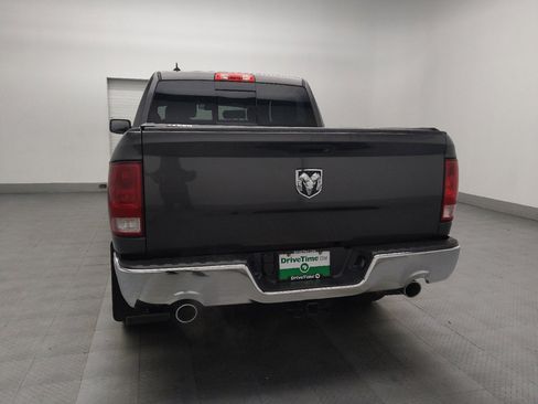Used 2018 RAM 1500 SLT image 6