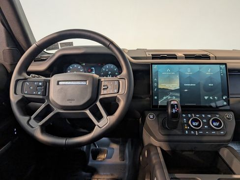 New 2026 Land Rover Defender 130 X-Dynamic SE image 14