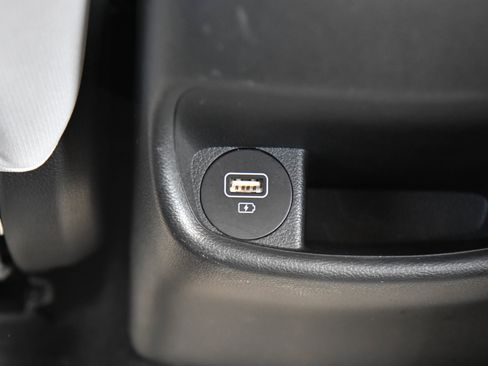 Used 2023 Hyundai Kona SE image 35