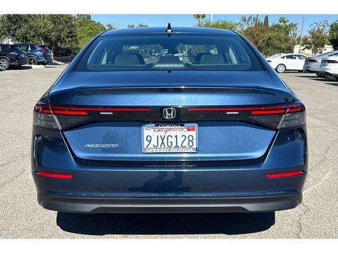 Used 2024 Honda Accord EX image 4