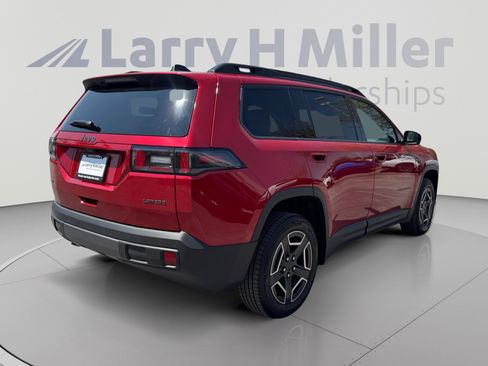 New 2026 Jeep Cherokee Laredo AWD/4WD image 5