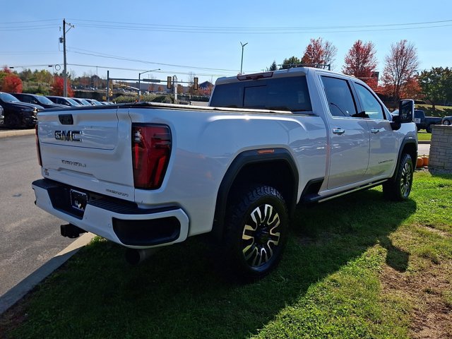 Used 2025 GMC Sierra 3500 Denali Ultimate AWD/4WD image 8