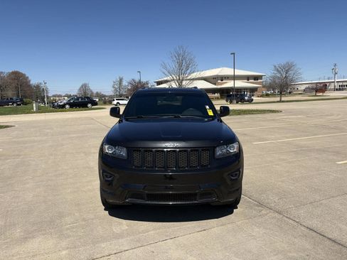 Used 2015 Jeep Grand Cherokee Altitude image 16