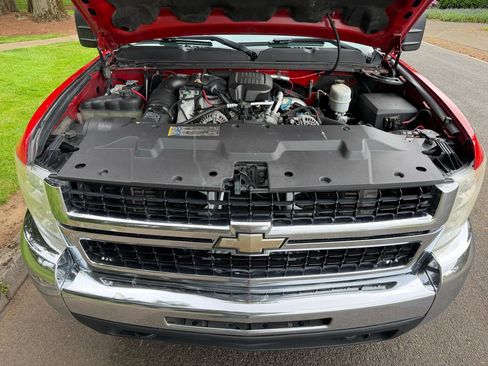Used 2009 Chevrolet Silverado 2500 LT AWD/4WD image 22