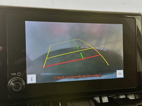 Used 2024 Toyota RAV4 XLE image 13