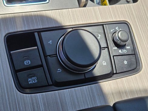 Certified 2024 MAZDA CX-90 Plug-In Hybrid w/ Preferred AWD/4WD image 30