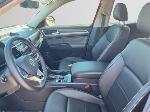 Used 2023 Volkswagen Atlas SE w/ Panoramic Sunroof Package AWD/4WD image 9