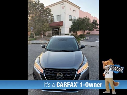 Used 2022 Nissan Kicks S FWD image 11