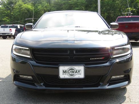 Used 2015 Dodge Charger R/T w/ Premium Group RWD image 2