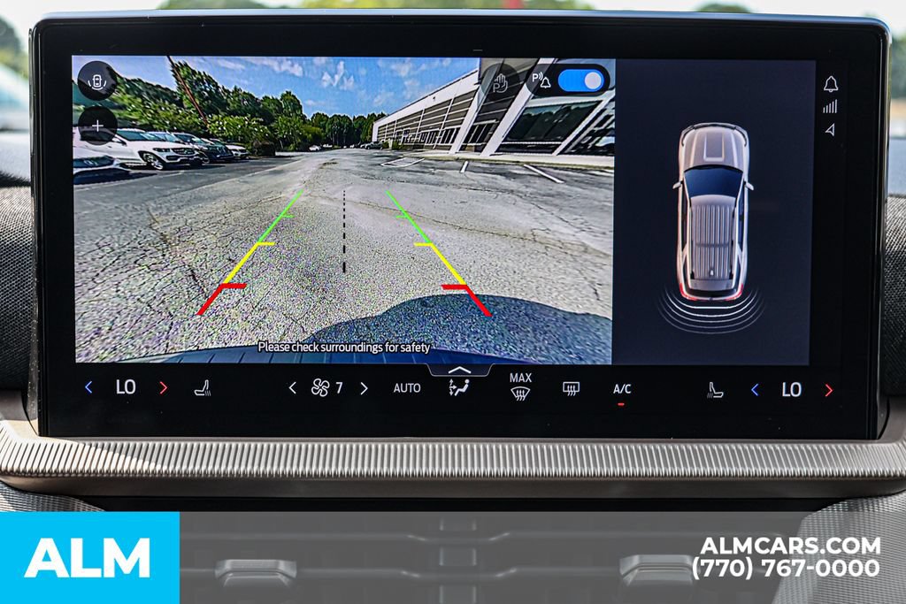 Used 2025 Ford Explorer Active RWD image 37
