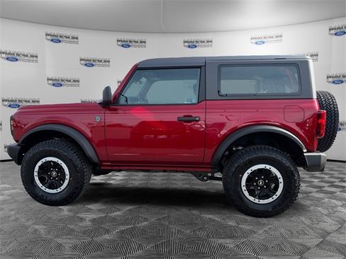 New 2025 Ford Bronco 2-Door w/ Sasquatch Package image 2