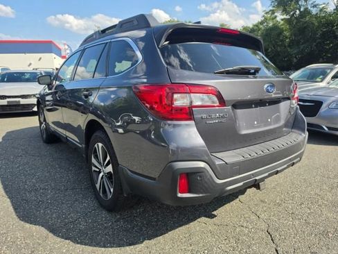 Used 2018 Subaru Outback 2.5i Limited AWD/4WD image 3