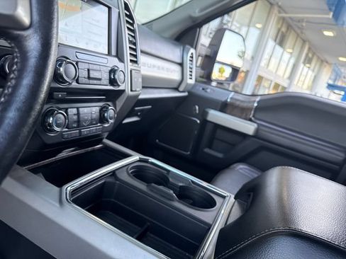 Used 2017 Ford F350 Lariat w/ Lariat Ultimate Package AWD/4WD image 22