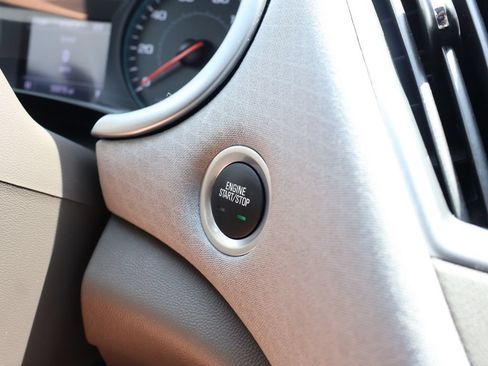 Certified 2025 Chevrolet Malibu LT FWD image 19