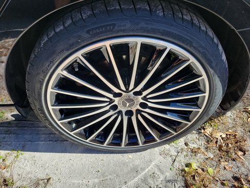 Used 2023 Mercedes-Benz C 300 4MATIC Sedan image 6