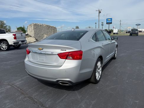 Used 2019 Chevrolet Impala Premier FWD image 25