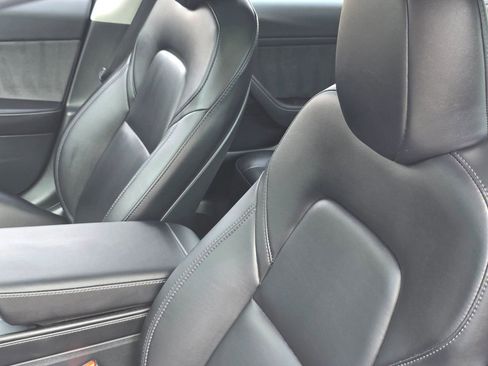 Used 2023 Tesla Model 3 Standard Range image 26