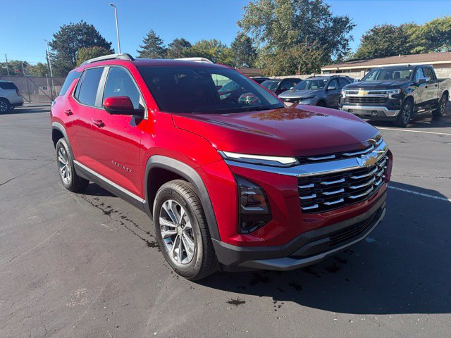 Certified 2025 Chevrolet Equinox LT AWD/4WD image 4