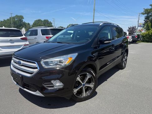 Used 2018 Ford Escape Titanium w/ Ford Safe & Smart Package AWD/4WD image 1