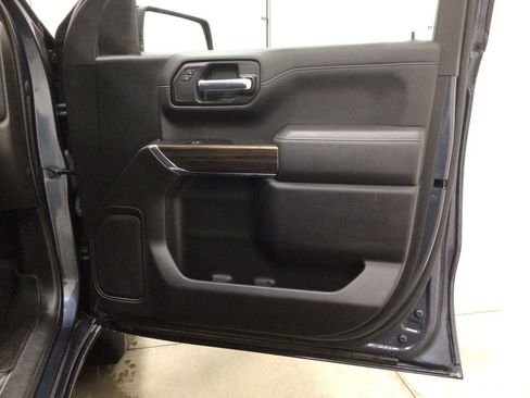 Used 2022 Chevrolet Silverado 1500 RST image 32