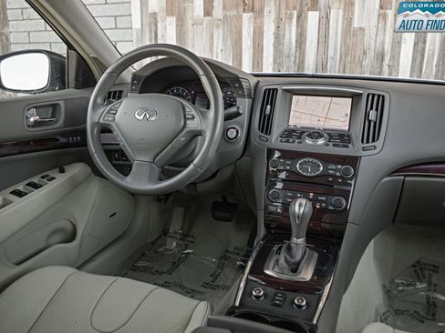 Used 2012 INFINITI G37 x w/ Premium Pkg image 14