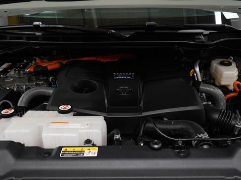 Used 2025 Toyota Sequoia TRD Pro image 28