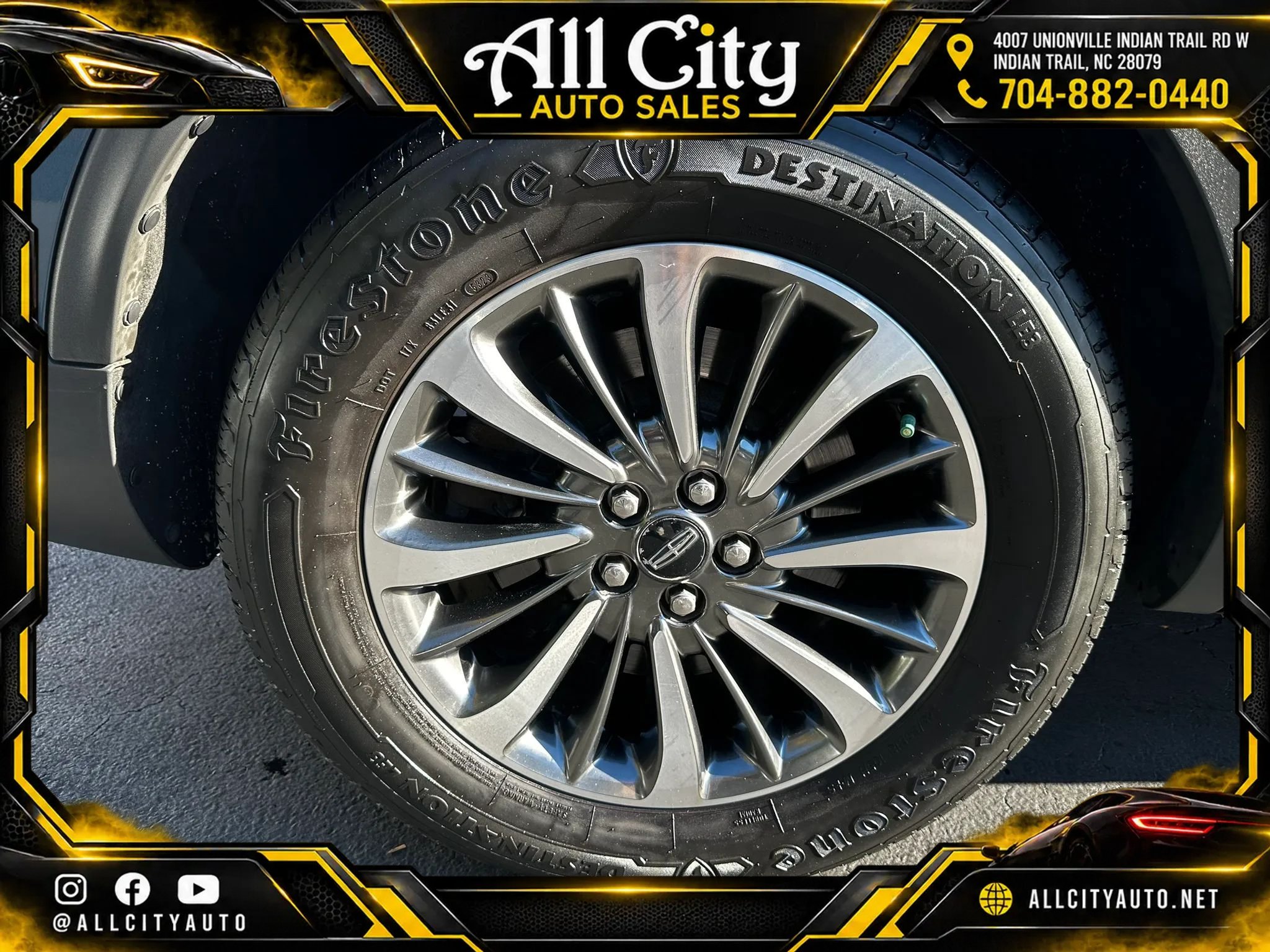 Used 2019 Lincoln Nautilus Select AWD/4WD image 43