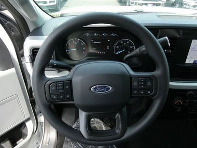 New 2025 Ford F350 XLT w/ FX4 Off-Road Package