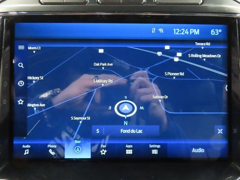 Used 2022 Ford F350 Lariat image 14