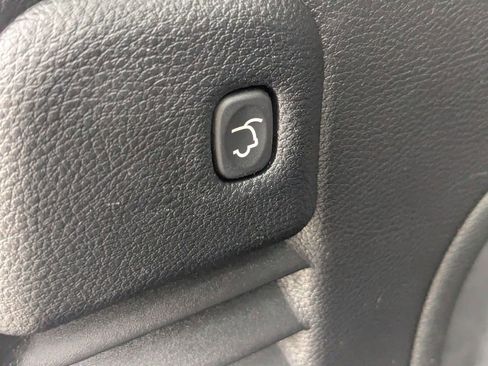 Used 2022 Jeep Grand Cherokee Laredo X AWD/4WD image 29