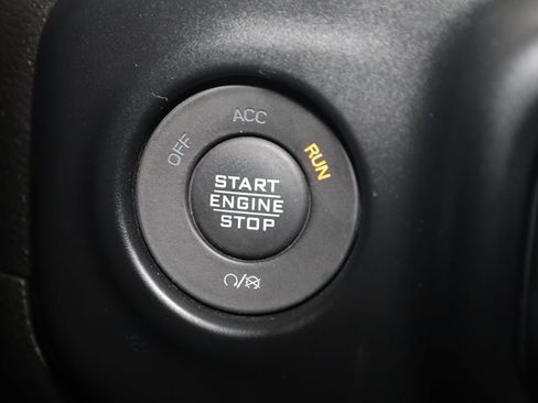 Used 2023 Jeep Gladiator Sport w/ Trailer Tow Package image 30