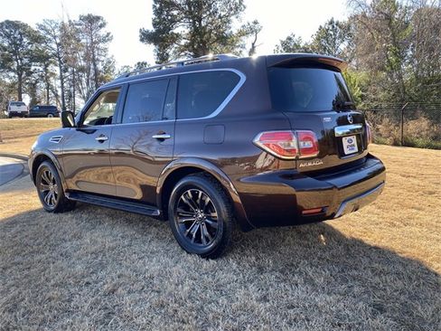 Used 2019 Nissan Armada Platinum w/ Captain's Chairs Package image 9