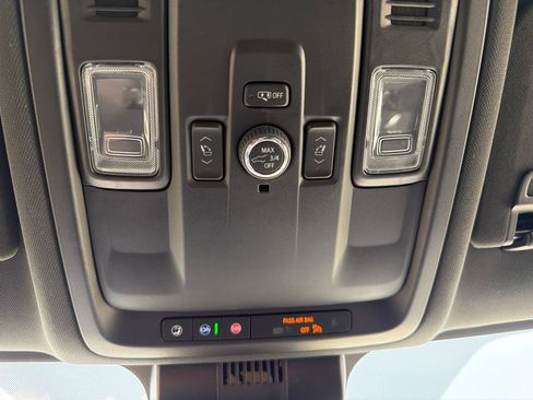 Used 2025 Chevrolet Tahoe RST w/ Comfort Package RWD image 40