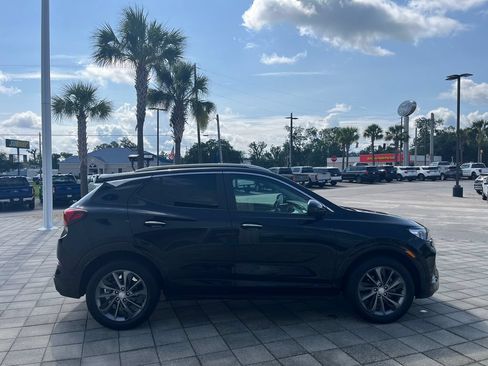 Used 2023 Buick Encore GX Select w/ Sport Touring Package FWD image 7
