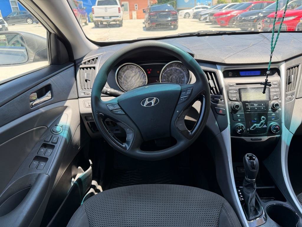 Used 2012 Hyundai Sonata GLS w/ Popular Equipment Pkg FWD image 27