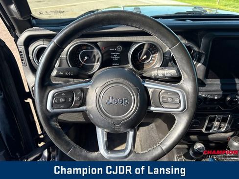 Used 2021 Jeep Wrangler Unlimited Sahara w/ Uconnect 4C Nav & Sound Group AWD/4WD image 21