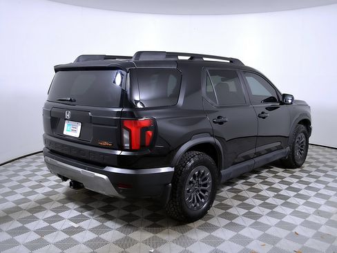 Used 2026 Honda Passport TrailSport image 7