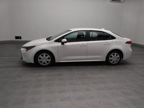 Used 2023 Toyota Corolla LE image 2