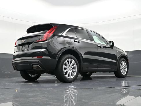 Used 2022 Cadillac XT4 Luxury w/ Driver Awareness Package FWD image 24