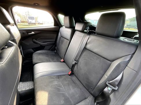 Used 2017 Ford Focus RS image 19