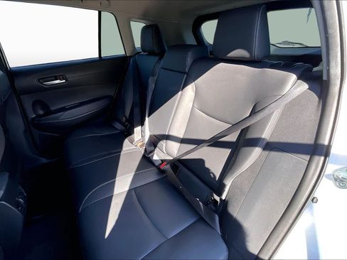 Used 2022 Toyota Corolla Cross XLE w/ Convenience Package AWD/4WD image 20
