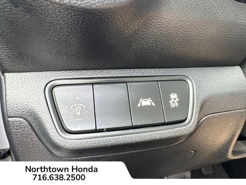 Used 2019 Kia Forte LXS FWD image 16