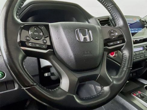 Used 2021 Honda Pilot Special Edition image 17